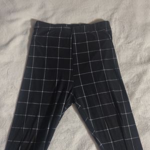 SWS Basic Black Grid Leggings